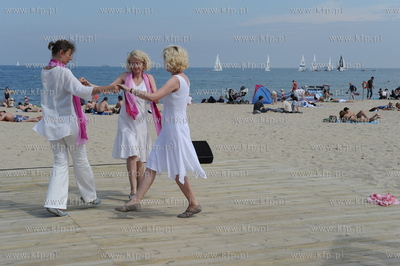 Sopot Fringe Festiwal. Kiermasz rekodziela na terenie...