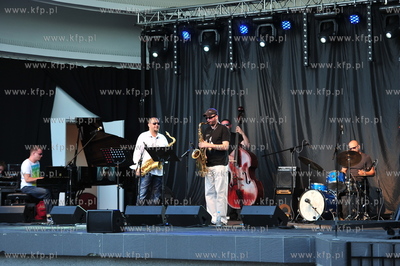 Sopot. Muszla koncertowa na Placu Kuracyjnym k. Molo....