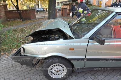Sopot. Al. Niepodleglosci 752. Samochod Polonez Caro...