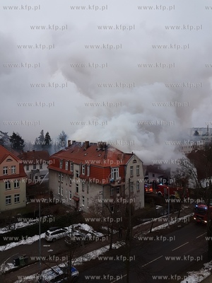 Gdańsk. Pożar domu na ul. Polanki w okolicy Okręgowego...