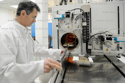 Tani sposob masowej produkcji grafenu - rewolucyjnego...