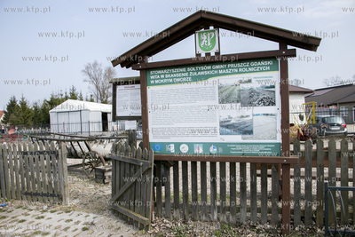 Skansen zulawskich maszyn rolniczych w Mokrym Dworze...