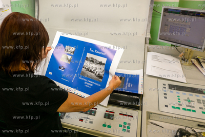 Druk albumu Fot Kosycarz. Niezwykłe zwykłe zdjęcia...