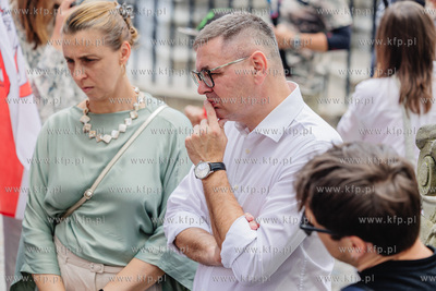 Gdańsk.  Marsz godności dla Białorusi.  Społeczna...