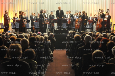 Nadanie honorowego obywatelstwa Sopotu arcybiskupowi...