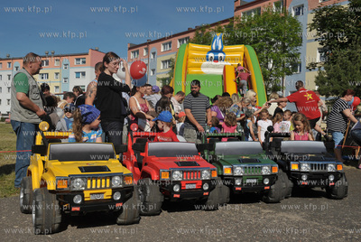 Gdansk, Suchanino. Festyn rodzinny z okazji dnia dziecka...