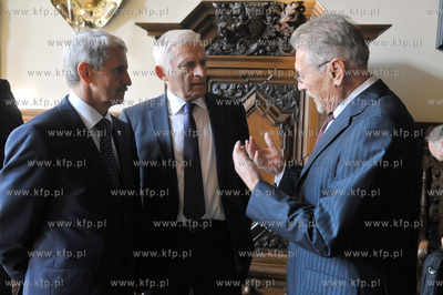 Dwor Artusa w Gdansku. Uroczystosc wreczenia Nagrody...