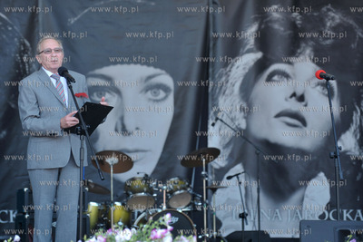 Sopot, Muszla Koncertowa przy Molo. Koncert poswiecony...