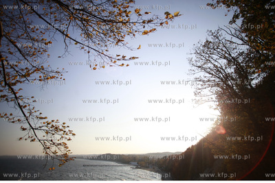 Gdynia Orlowo. Molo widziane z klifu.
25.11.2011
fot....