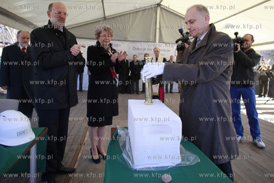 Politechnika Gdańska. Uroczyste podpisanie i wmurowanie...