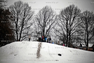 Gdansk Nowy Port. Gorka w okolicy cmentarza.
15.01.2013
fot....