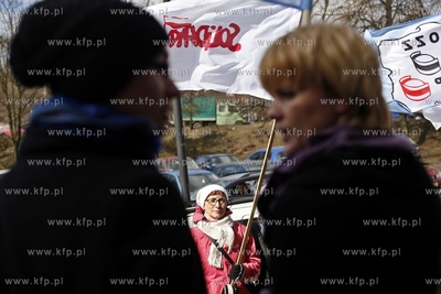 Gdansk. Protest zwiazkow zawodowych Szpitala Specjalistycznego...
