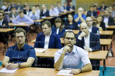 Hala Widowiskowo Sportowa Ergo Arena. Egzamin pisemny...