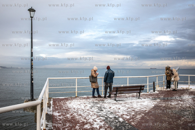 Molo w Gdańsku Brzeźne otwarte po remoncie.
22.12.2021
fot....