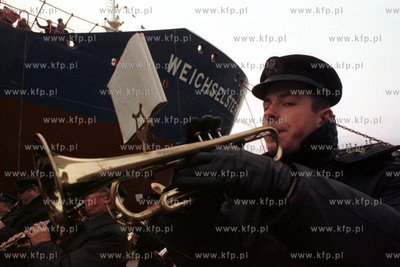 Stocznia Gdynia Crzest statku WEICHSELSTERN budowanego...