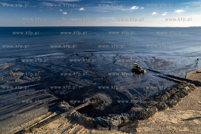 Refulacja plaży miejskiej w Sopocie, dzieki czemu...