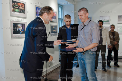 Gdansk. Nadbaltyckie Centrum Kultury. Uroczystosc wreczenia...