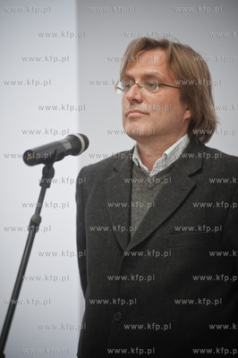 Gdynia. Magazyn Tranzytowy Dworca Morskiego. Ogloszenie...