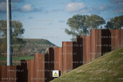Trzcinsko, przy brzegu Martwej Wisly. Prezentacja testowej...