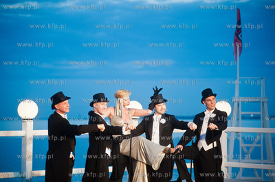 Gdynia, Orlowo. Spektakl pt. Slodkie Lata 20, 30......