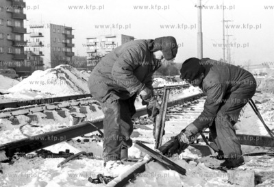 Gdansk Przymorze. Budowa torowiska tramwajowego. 11.12.1977...