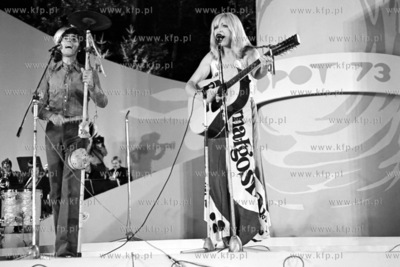 XIII Międzynarodowy Festiwal Piosenki Sopot. Na scenie...