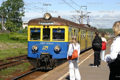 Zdewastowany przystanek SKM w Rumi. 
16.06.2006
fot....