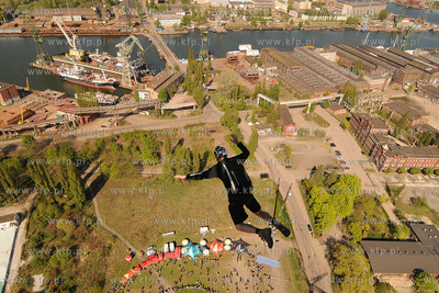 Mlode Miasto w Gdansku. Zawody Diverse Crane Boogie...