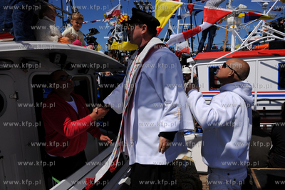 Morska Pielgrzymka Rybakow na lodziach na odpust sw....