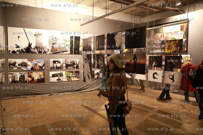 Gdansk - Instytut Sztuki Wyspa. Wernisaz wystawy "Ludzie,...