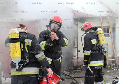 Pozar w sklepie rybnym na Gdanskim osiedlu Morena,...