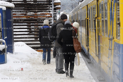 Awaria SKM-ki w Rumi. Popsuty Sprinter zablokowal tor...