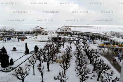 Sopot. Silne mrozy spowodowaly zamarzniecie zatoki...
