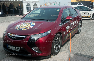 Gdynia. Skwer Kosciuszki. Prezentacja samochodu nowej...