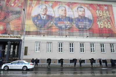 Kaliningrad , Rosja 09.05.2014 Parada na Placu Zwyciestwa...