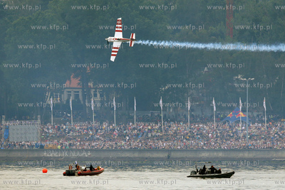 Gdynia - 4. przystanek Mistrzostw Swiata Red Bull Air...