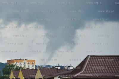 W samo poludnie nad Reda i Rumia tworzyla sie traba...