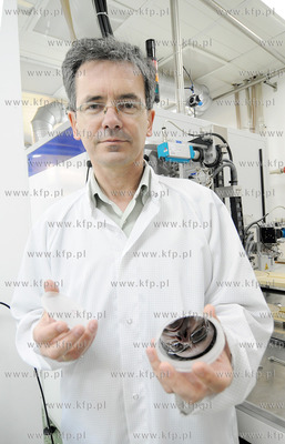 Tani sposob masowej produkcji grafenu - rewolucyjnego...