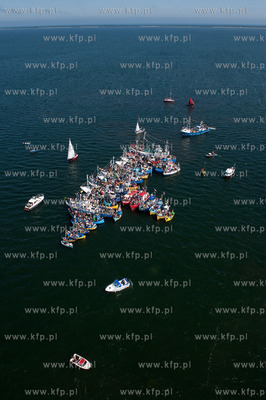 Morska Pielgrzymka Rybakow w Pucku na odpust Sw Piotra...