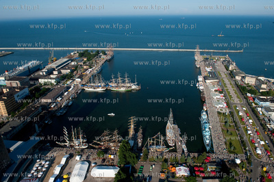Tall Ships' Races 2009 w Gdyni z lotu ptaka. Zlot Wielkich...