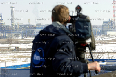 W Rafinerii Gdanksiej doszlo do wycieku w jednej z...