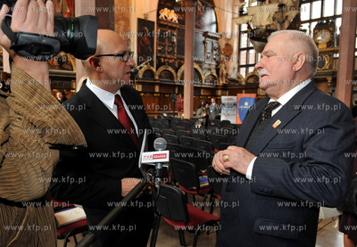 Gdansk, Dwor Artusa. Janina Ochojska, szefowa Polskiej...