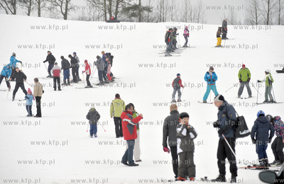 Zimowy wypoczynek na stoku Koszalkowo w Wiezycy na...