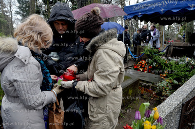 Pogrzeb Janusza Rydzewskiego na cmentarzu komunalnym...