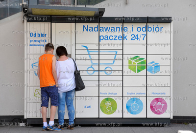 Kościerzyna. Galeria Handlowa Wybickiego na ul. Wojska...