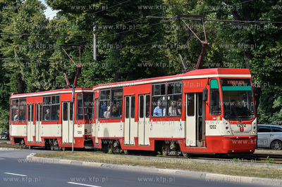 Tramwaj KONSTAL 105N (NA) na al. Zwycięstwa w Gdańsku....