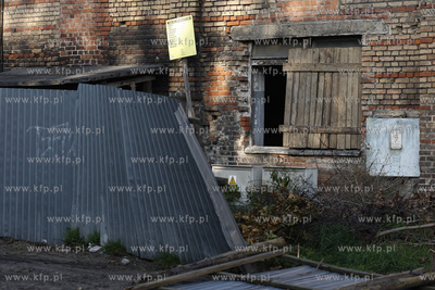 Wlasciciel ( firma Easy Pl, nalezaca do Krzysztofa...