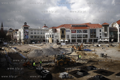 Remont Placu Przyjaciol Sopotu. Realizacja rozpoczela...