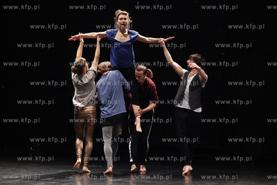 Scena Malarnia. Proba medialna spektaklu Enclave 4/7...