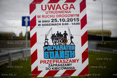 Ulica Uczniowska w Gdańsku. Tablica z informacją...